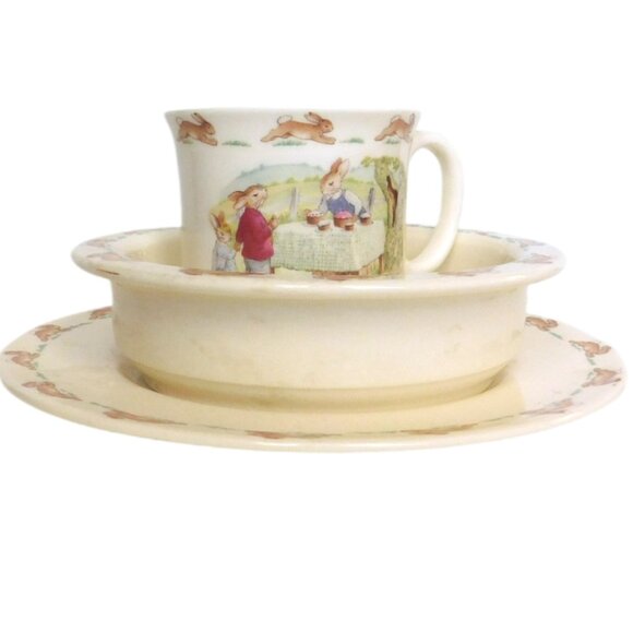 Royal Doulton Bunnykins English Child's Dinnerware Bowl Plate Cup Vintage - Picture 2 of 9